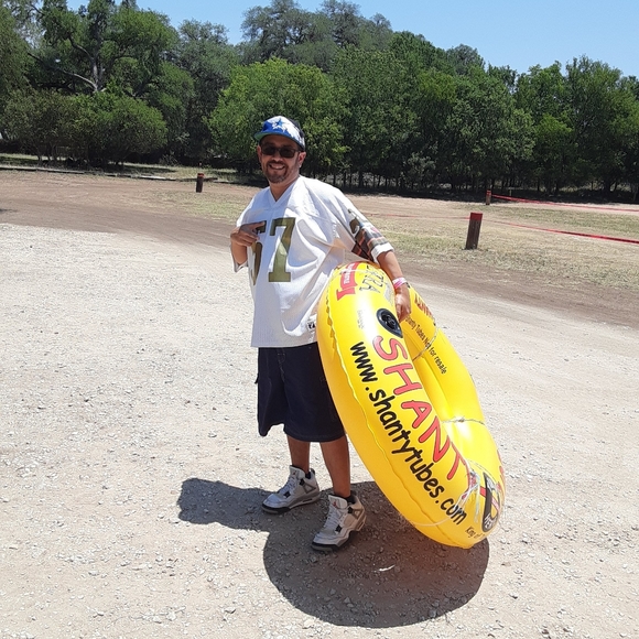 Meet your Posher, Rene - Picture 1 of 1